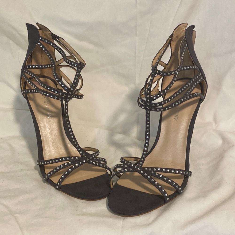 4” gray heels